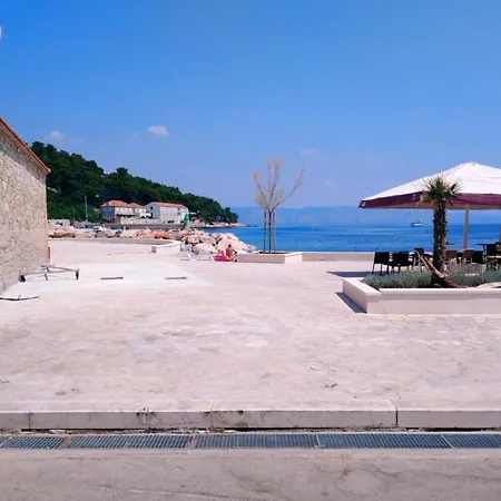 Apartament With A Parking Space Jelsa, Hvar - 4019