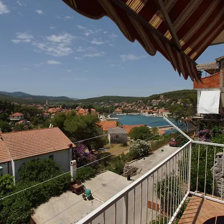 With A Parking Space Jelsa, Hvar - 4019 Apartament